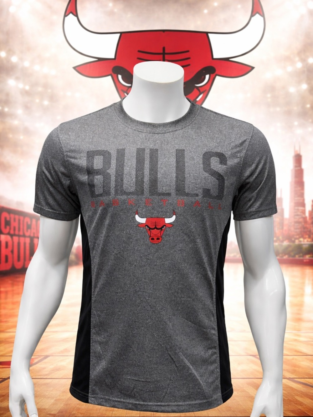 NBA Ultra Game Chicago Bulls Basketball Gray Black Red Graphic T-Shirt SM NWOT